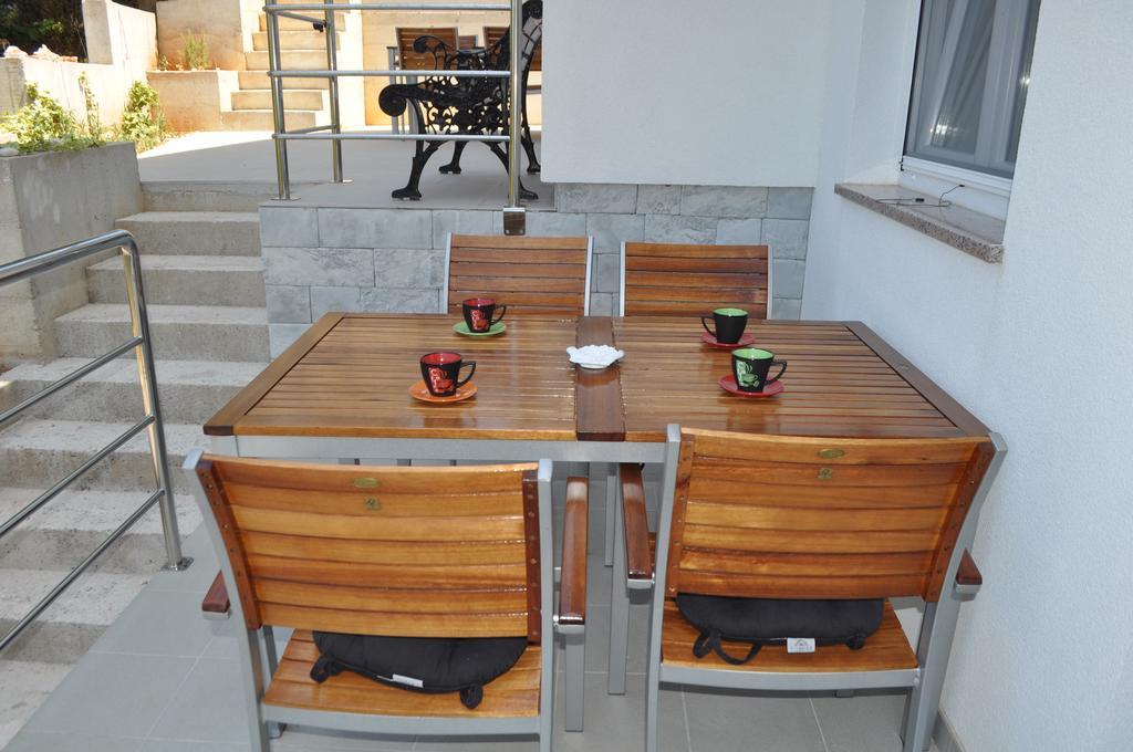 Apartments Sandro Sali Zewnętrze zdjęcie